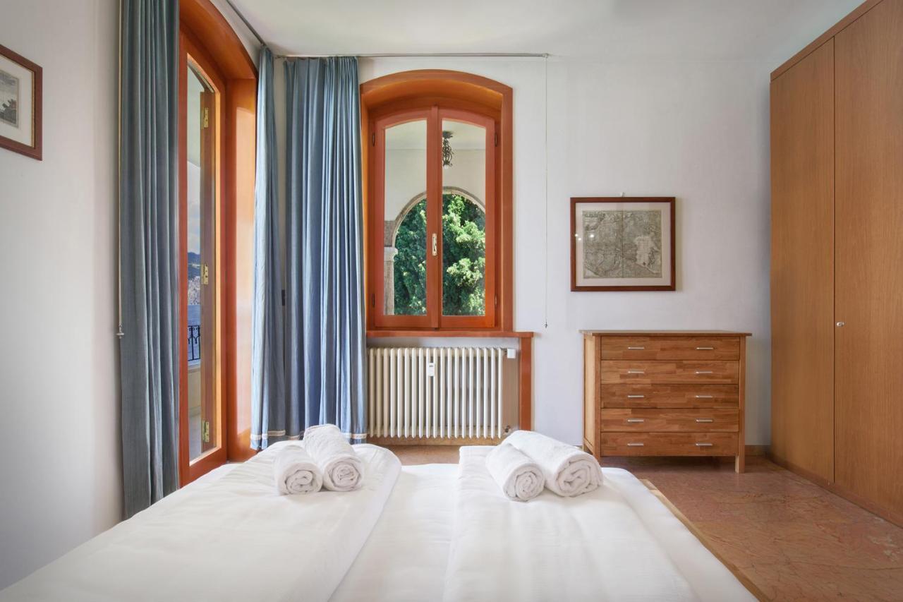 Villa Francesca-Grande Appartamento In Riva Al Lago 브렌조네 술 가르다 외부 사진